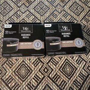 Lot of 2 WoodWick Radiance Diffiser Refill
SAND & DRIFTWOOD New in Box